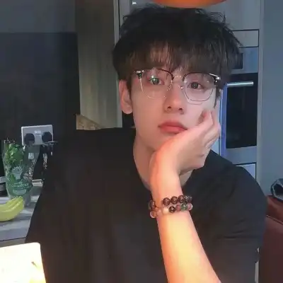 郁雁卉